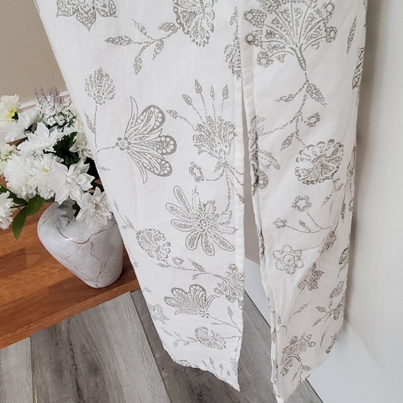 Lovely White Maxi Dress sz 8 - Picture 10 of 16